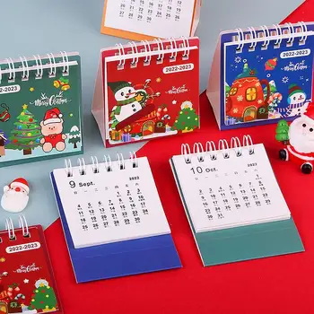 Animacinių Filmų Stalinis Kalendorius Kalėdų Darbastalio Kalendorių Nuo Rugpjūčio Iki 2022 M. Gruodžio 2023 Kalėdų Atgalinės Atskaitos Kalendorius Karščiuotis Dėl