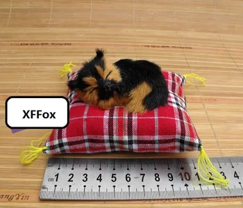 mini realiame gyvenime vilkas, šuo modelis plastinė ir kailiai, mielas šuo miega lėlės dovana, apie 10cm xf1455